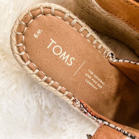 TOMS | Monica Wedge Espadrille - Picture 4 of 4